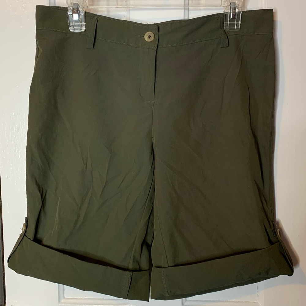 Weatherproof Womens Olive Green Hiking Rolled Cuff Bermuda Shorts